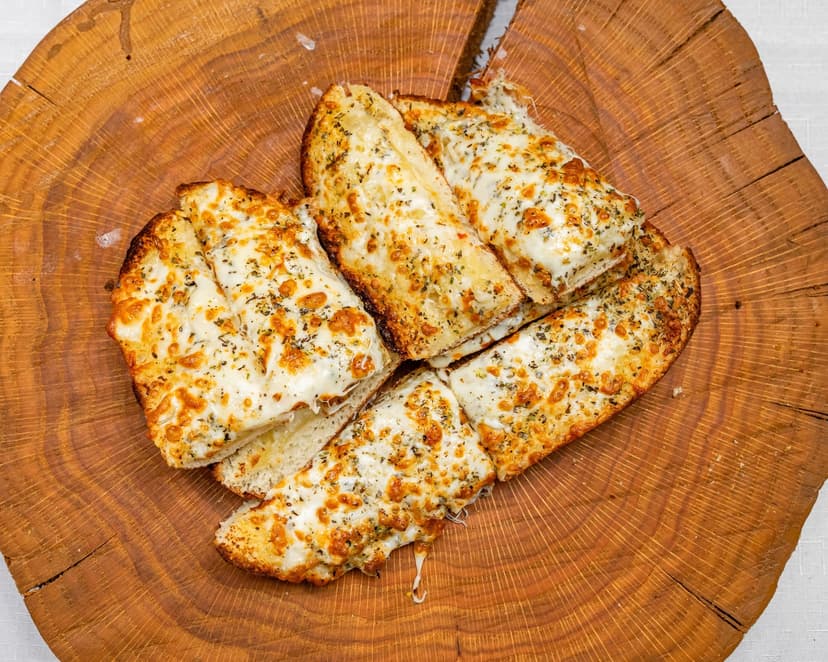 Garlic Cheesy Bread